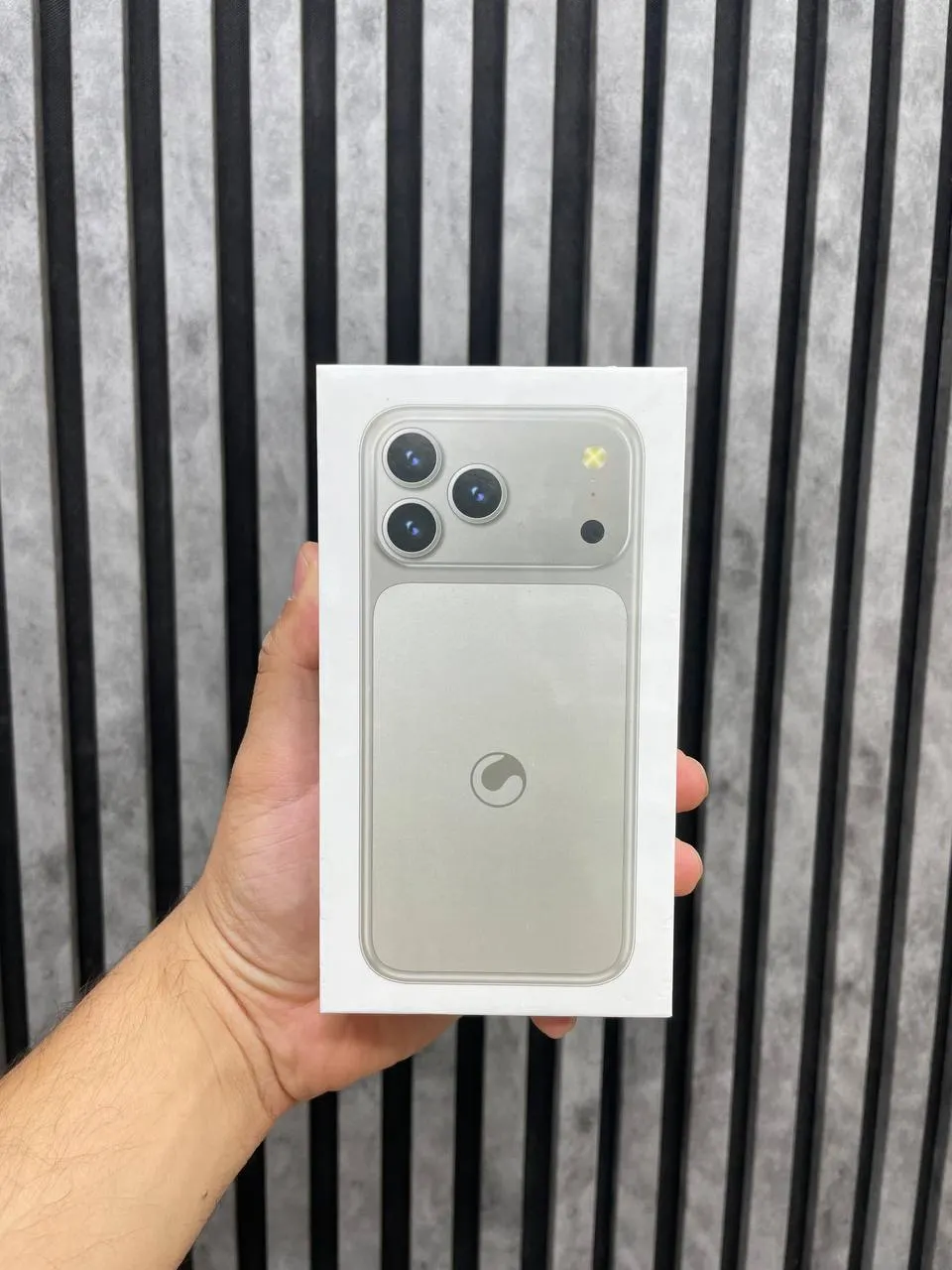 گوشی مینی طرح آیفون iphone 17 pro max برند CCIT مدل 17mini | رجیستر شده با رم 4 گیگ حافظه 64 گیگ | رجیستر شده